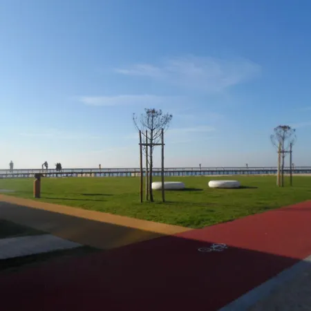 Three Rooms Flat Beach Apartamento Praia Apartment