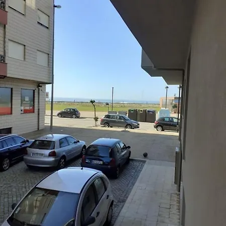 Three Rooms Flat Beach Apartamento Praia Apartment *